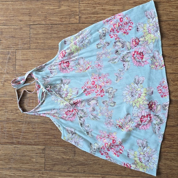 Tank top bundle - Picture 6 of 9